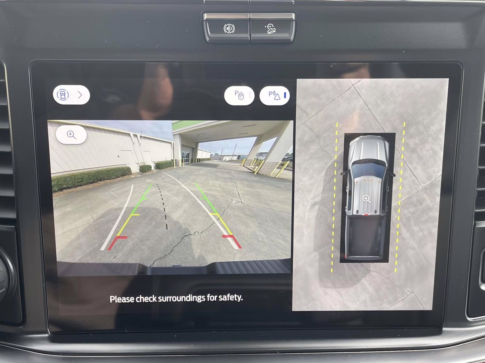 2026 Glacier Gray Metallic Tri-Coat Ford Super Duty F-250 SRW Lariat 4X4 Truck