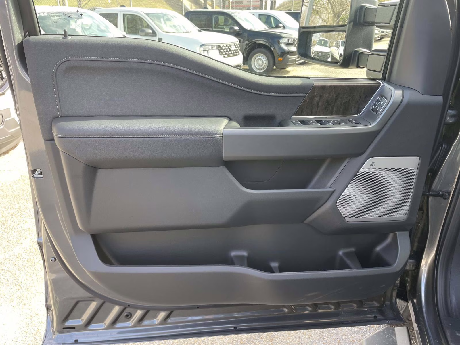 2026 Carbonized Gray Metallic Ford Super Duty F-250 SRW Lariat 4X4 Truck