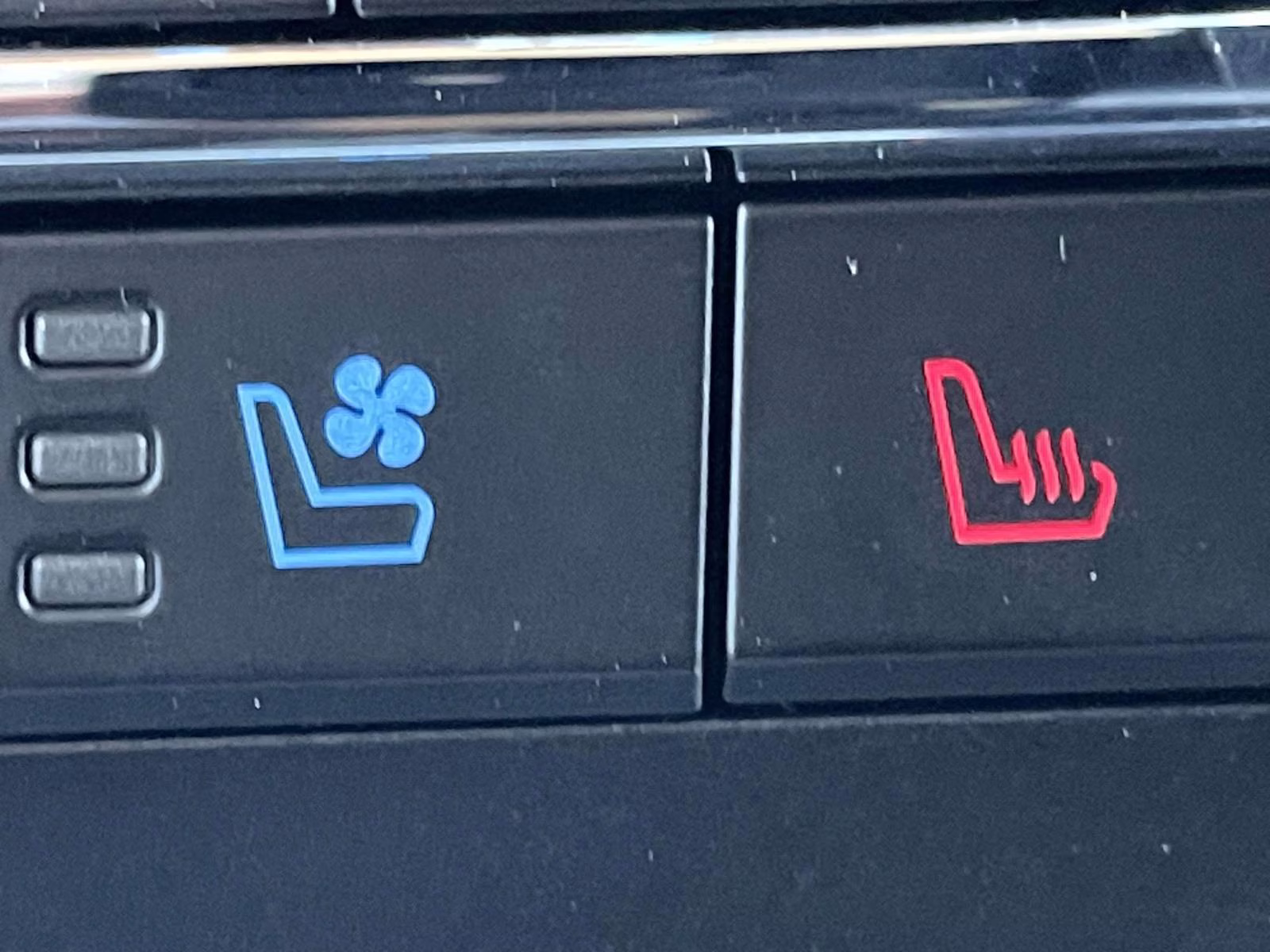 2026 Carbonized Gray Metallic Ford Super Duty F-350 SRW Lariat 4X4 Truck