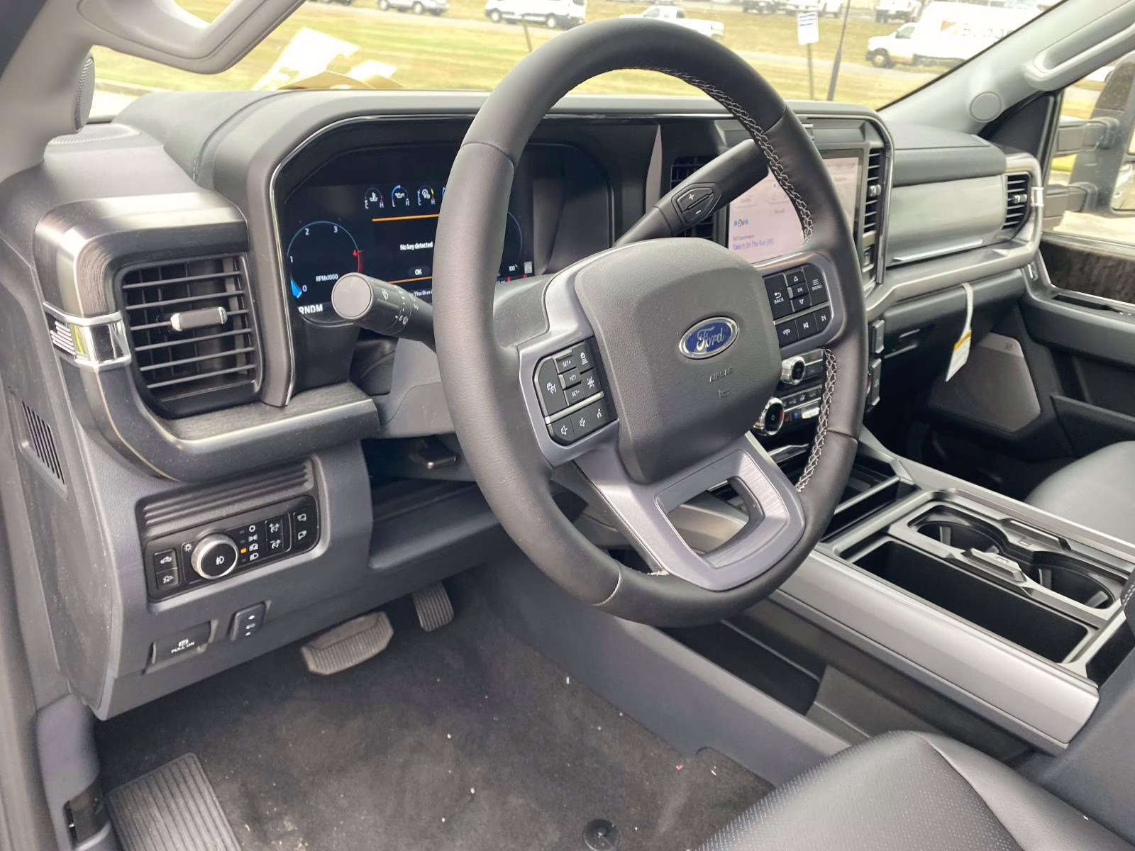 2026 Avalanche Ford Super Duty F-350 SRW Lariat 4X4 Truck