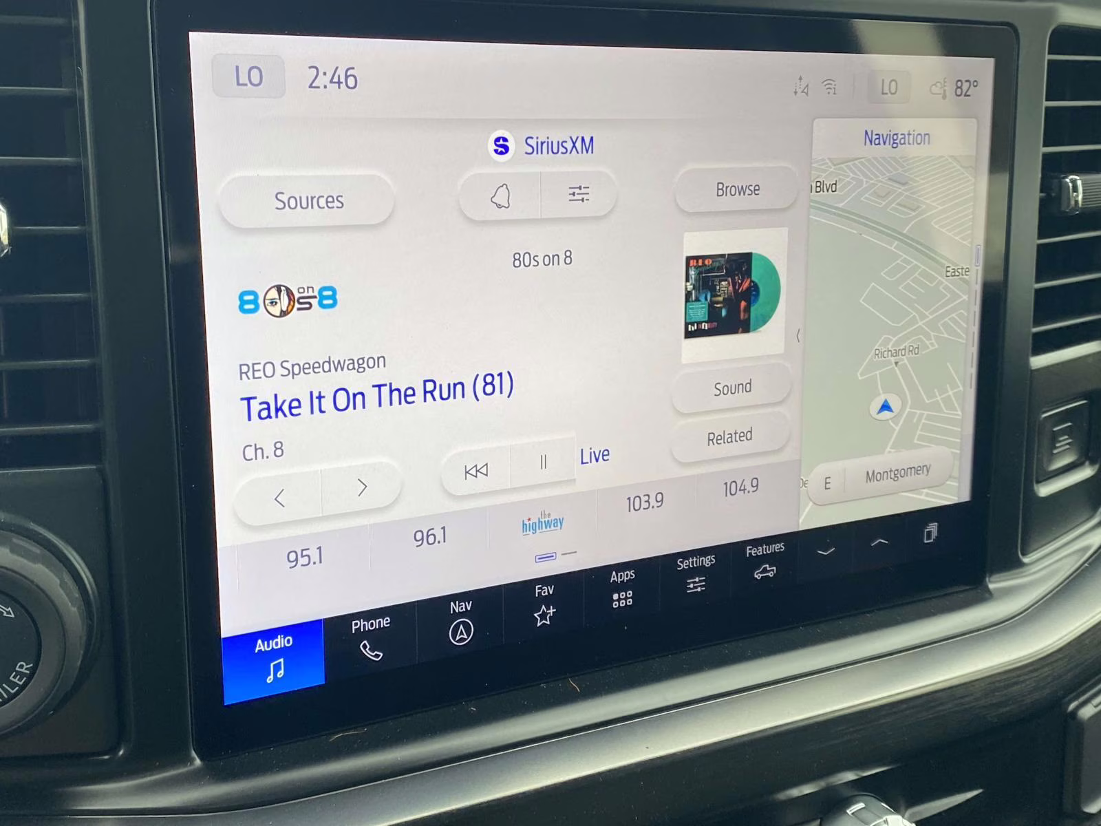 2026 Avalanche Ford Super Duty F-350 SRW Lariat 4X4 Truck