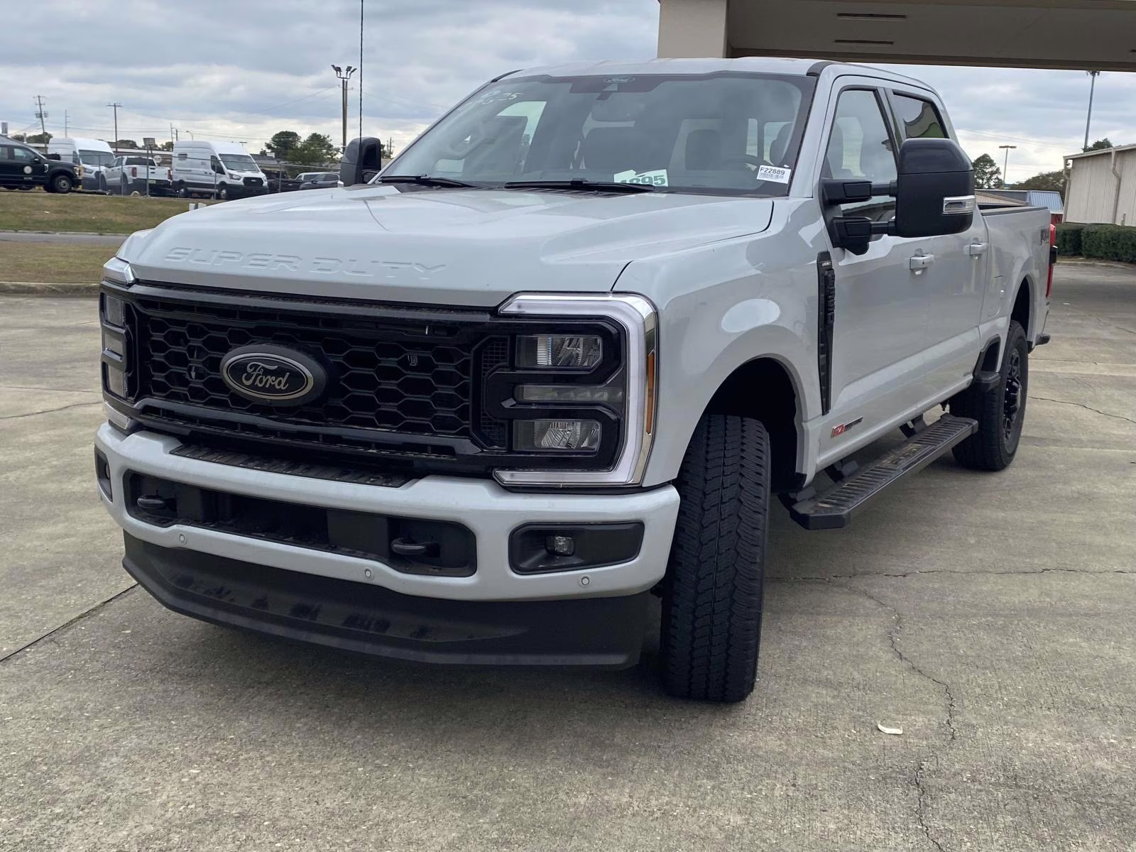 2026 Avalanche Ford Super Duty F-350 SRW Lariat 4X4 Truck