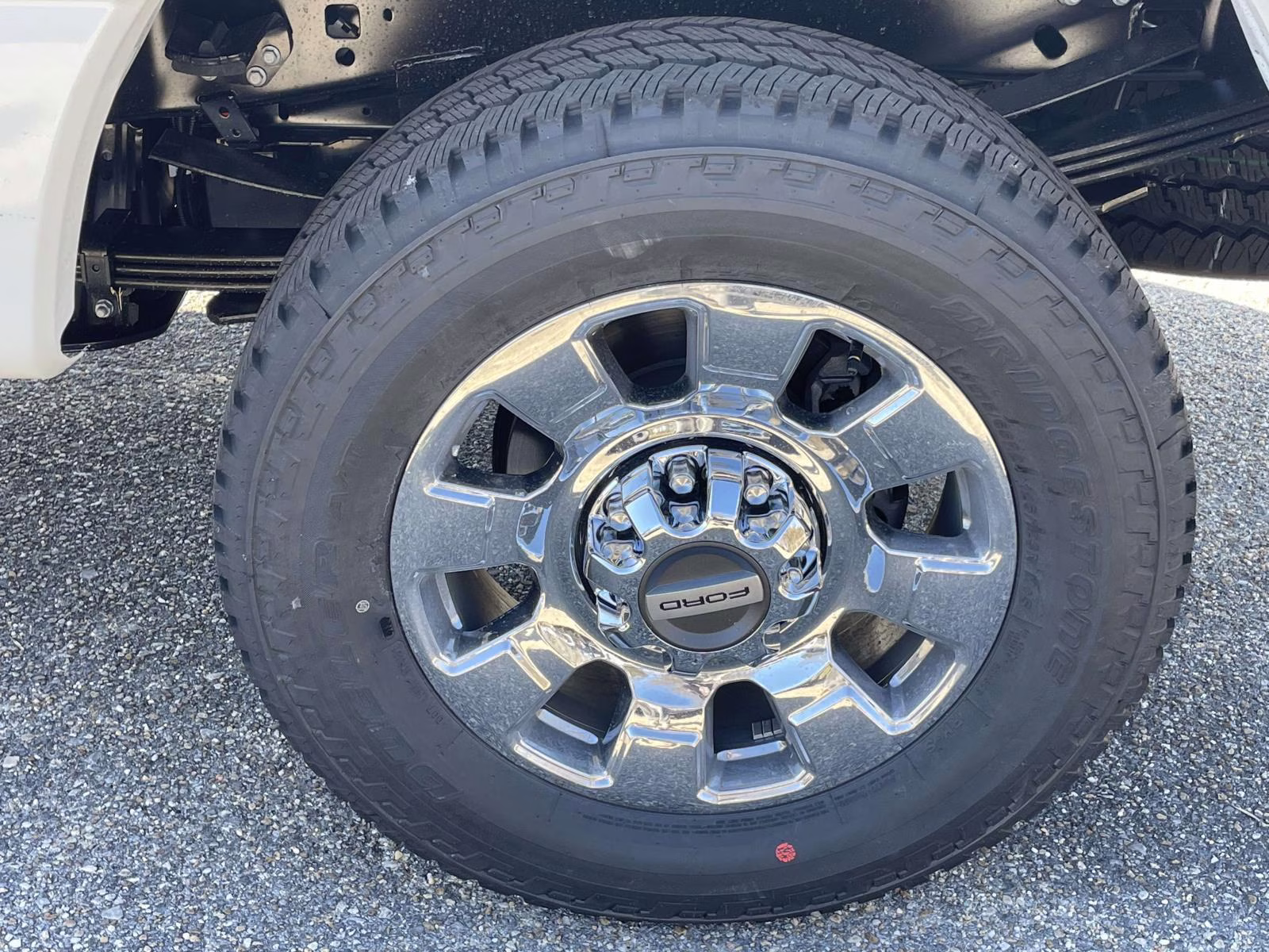 2026 Star White Metallic Tri-Coat Ford Super Duty F-350 SRW Lariat 4X4 Truck