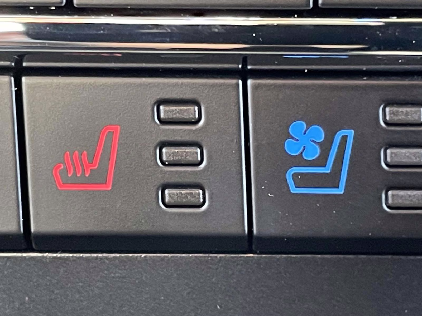 2026 Agate Black Metallic Ford Super Duty F-350 SRW Lariat 4X4 Truck