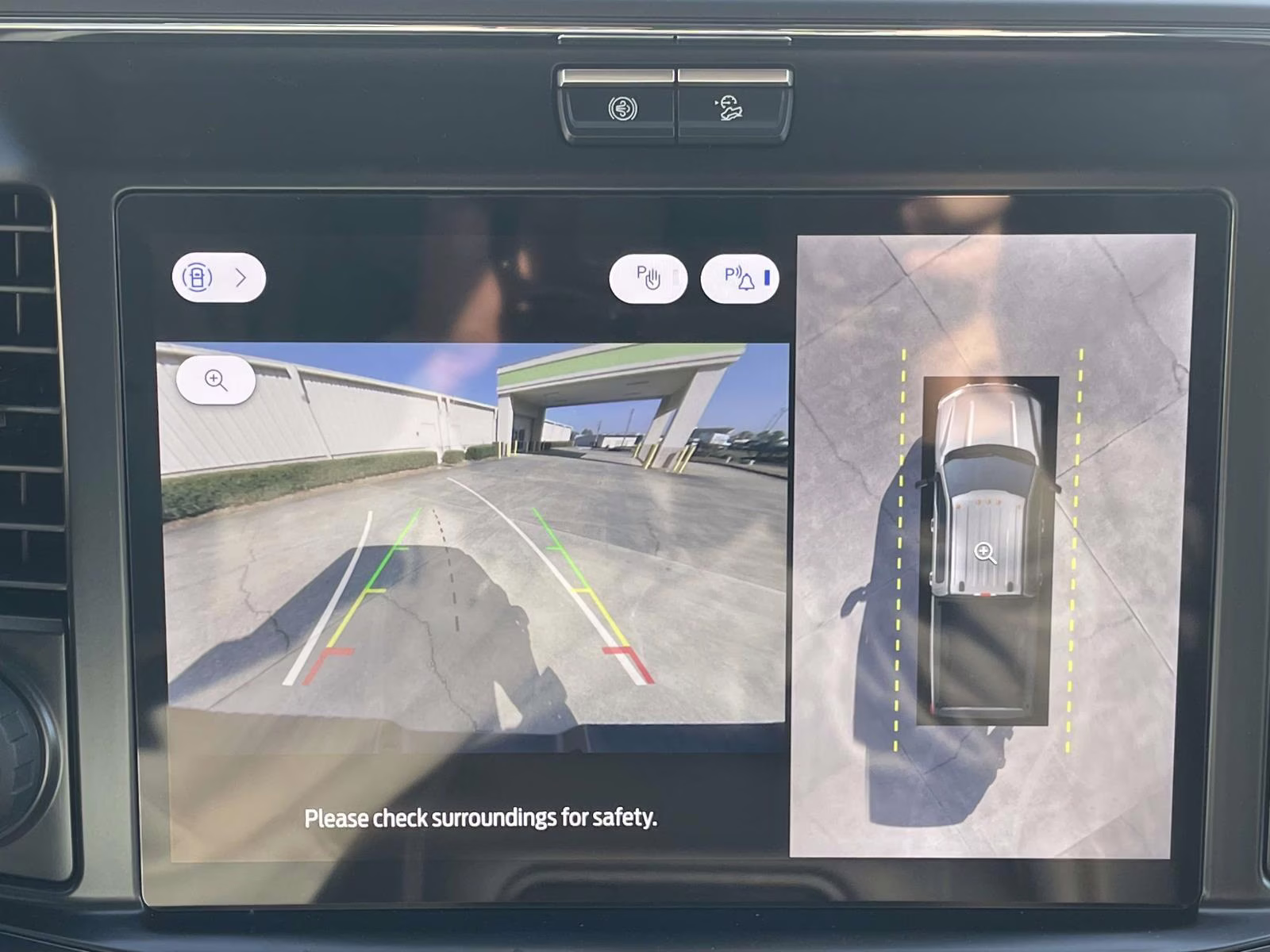 2026 Agate Black Metallic Ford Super Duty F-350 SRW Lariat 4X4 Truck