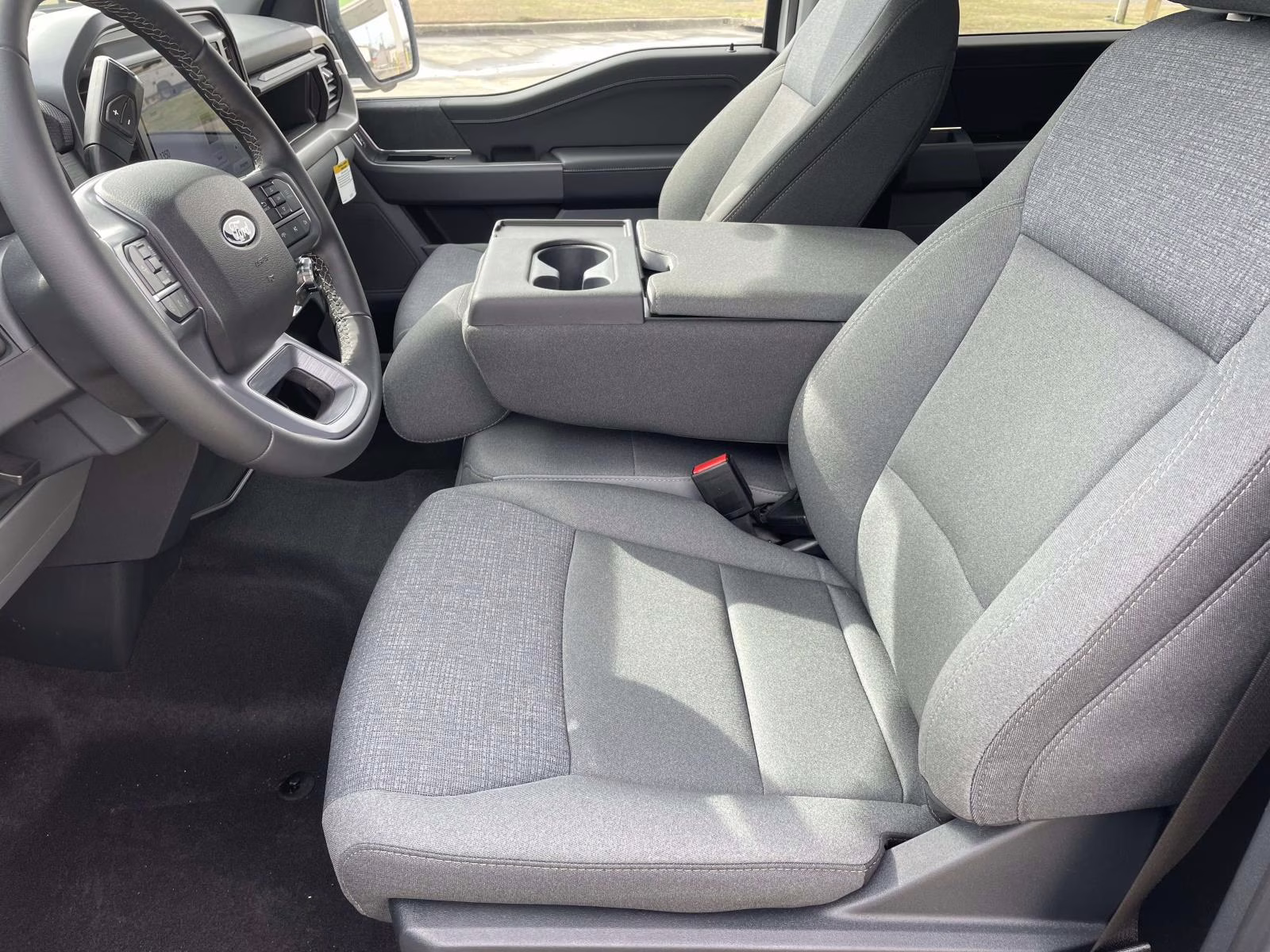 2026 Oxford White Ford F-150 XLT 4X4 Truck