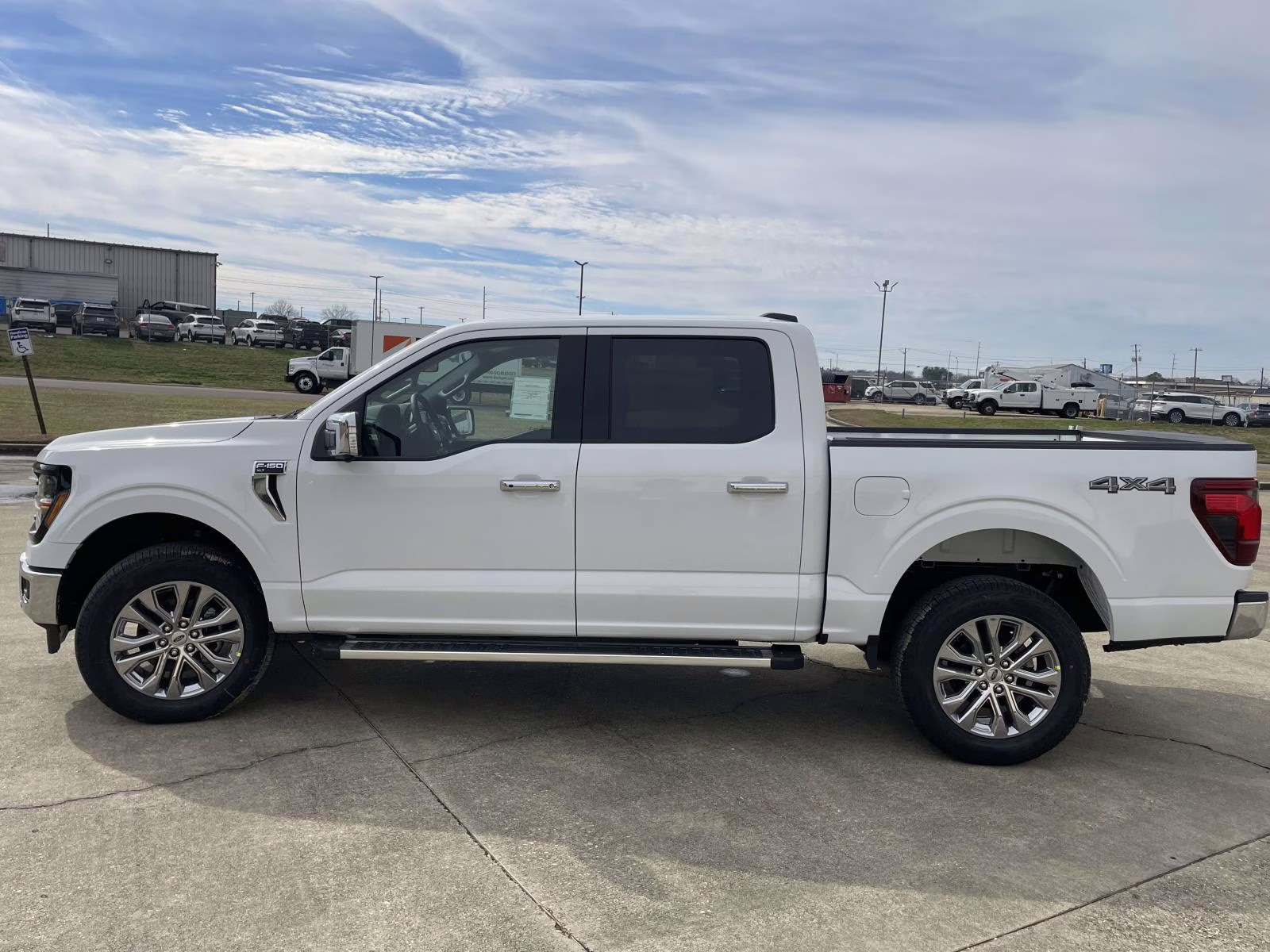 2026 Oxford White Ford F-150 XLT 4X4 Truck