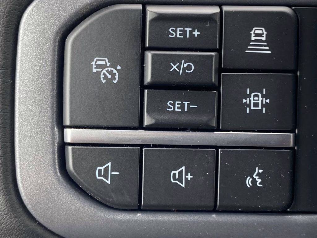 2025 Black Metallic Ford F-150 XLT 4X4 Truck