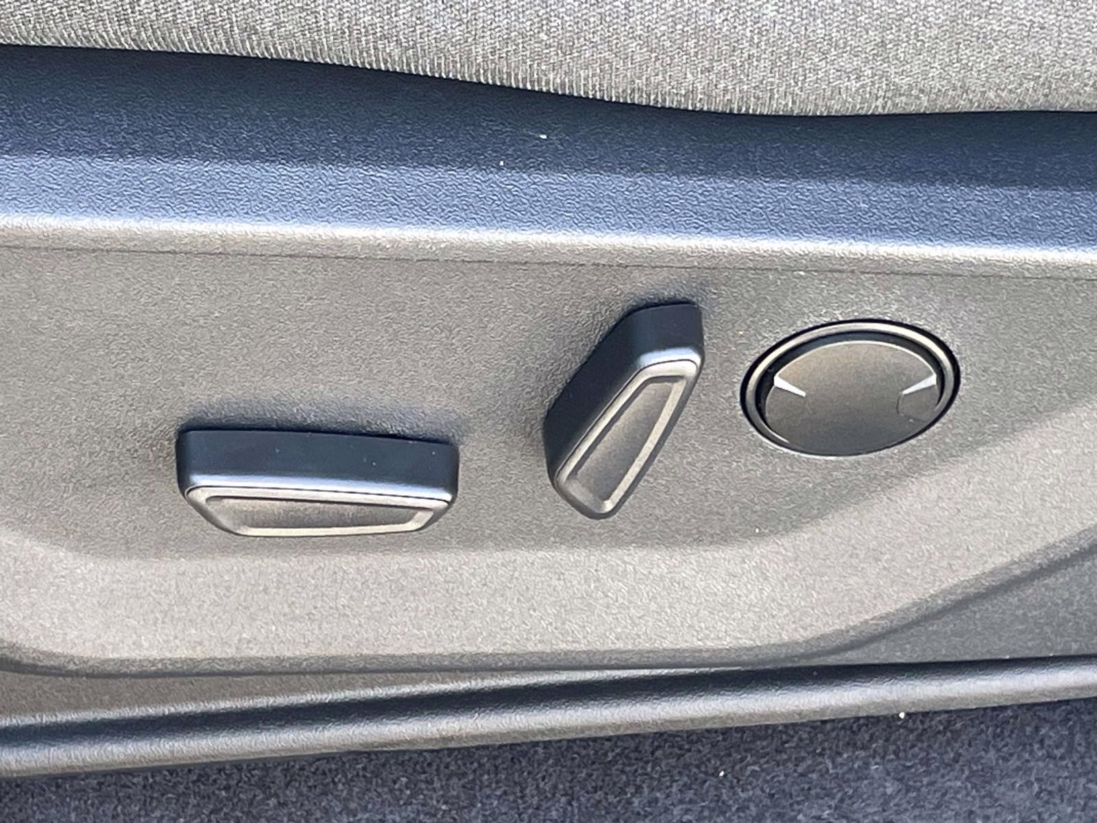 2026 Oxford White Ford F-150 XLT 4X4 Truck