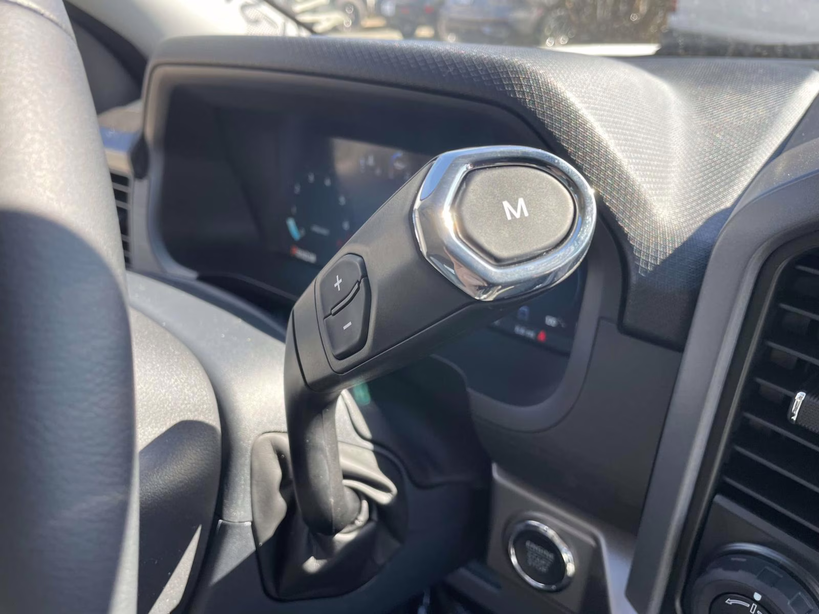 2026 Oxford White Ford F-150 XLT 4X4 Truck