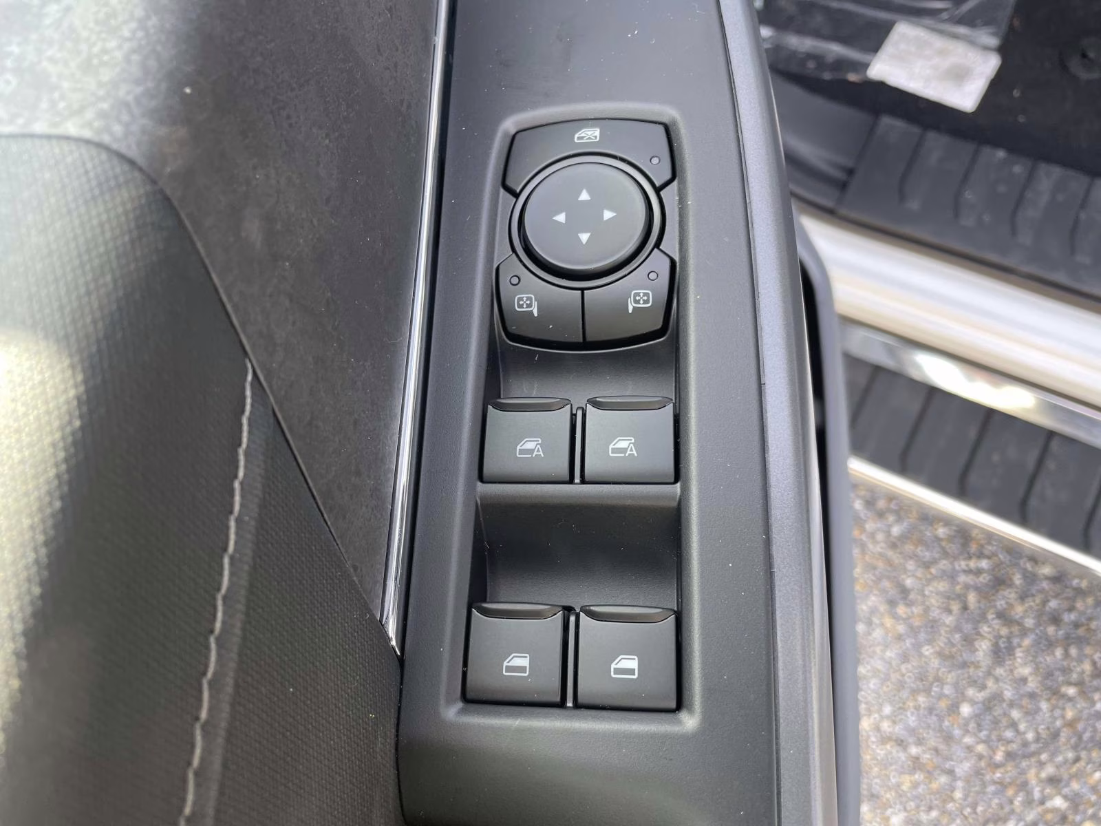 2026 Oxford White Ford F-150 XLT 4X4 Truck