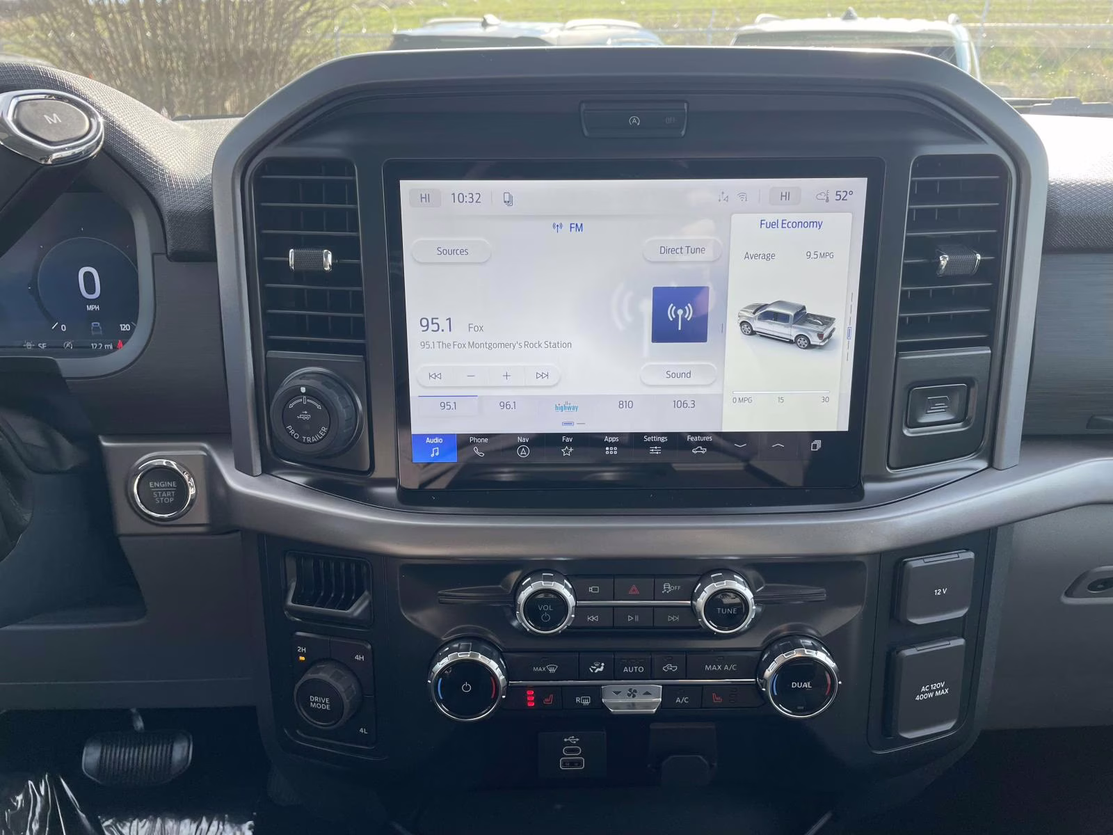 2026 Oxford White Ford F-150 XLT 4X4 Truck