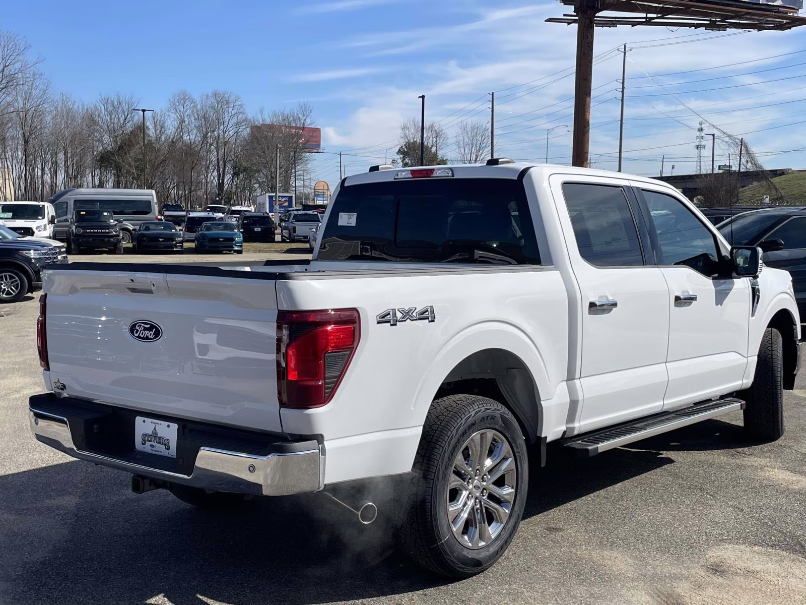 2026 Oxford White Ford F-150 XLT 4X4 Truck