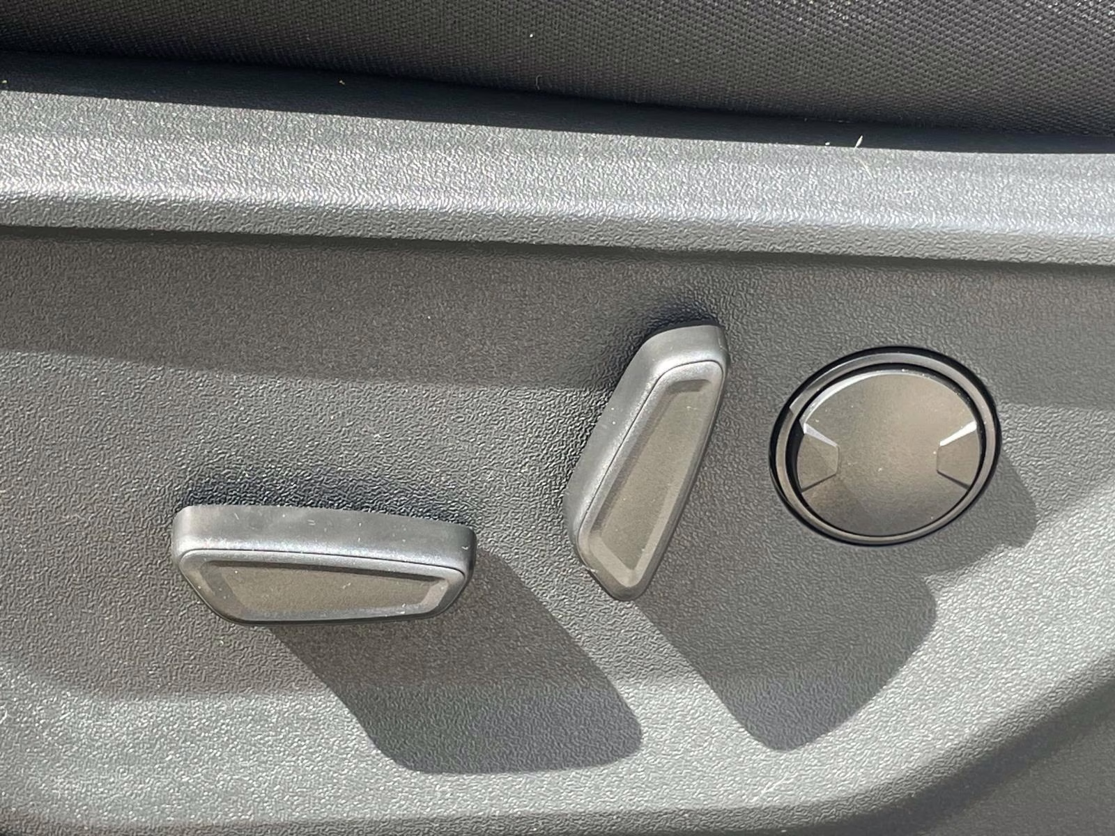 2025 Iconic Silver Metallic Ford F-150 XLT 4X4 Truck