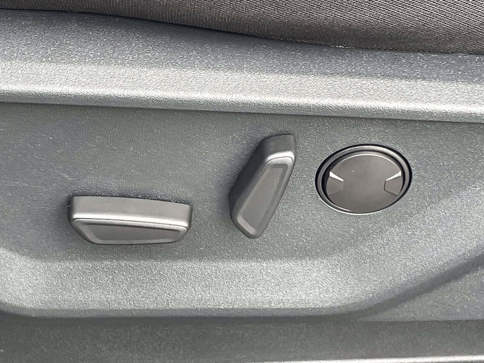 2025 Agate Black Metallic Ford F-150 XLT 4X4 Truck