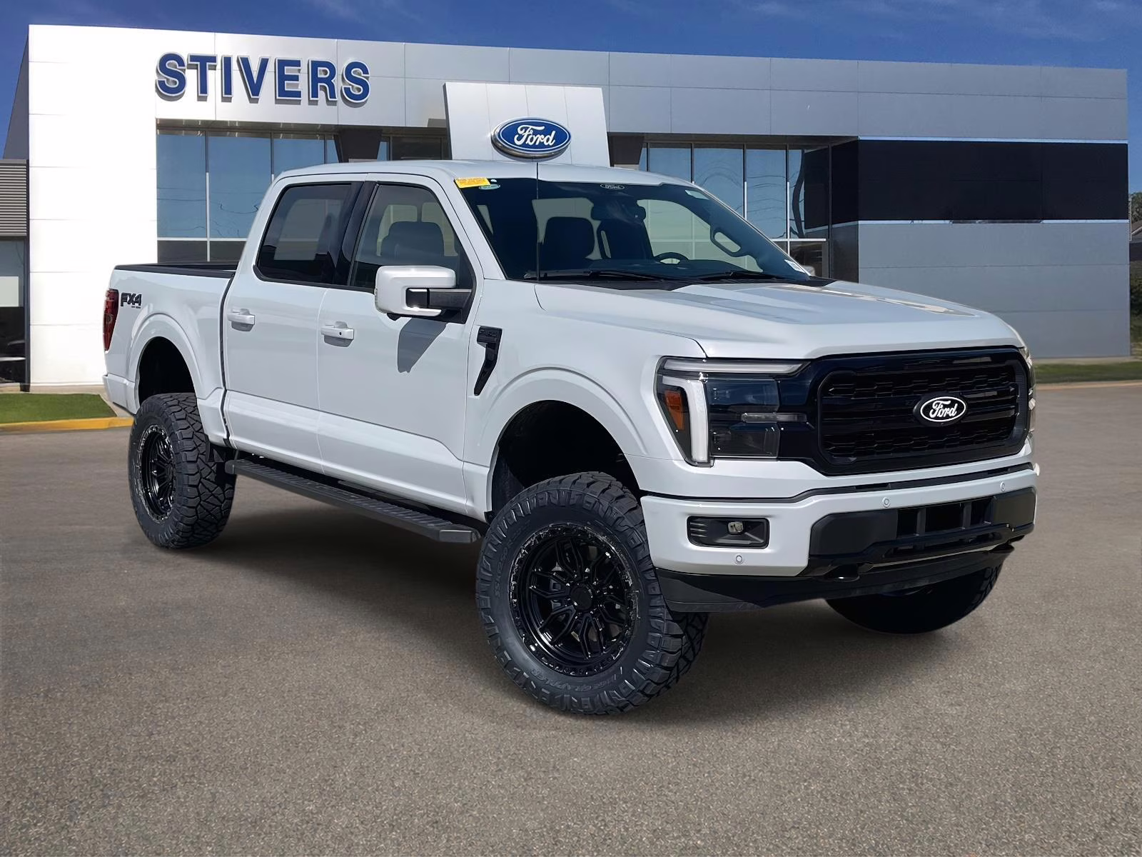 2025 Space White Metallic Ford F-150 Lariat 4X4 Truck
