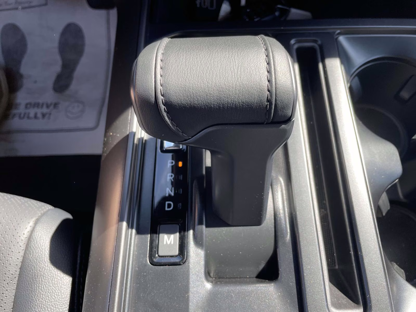 2025 Space White Metallic Ford F-150 Lariat 4X4 Truck