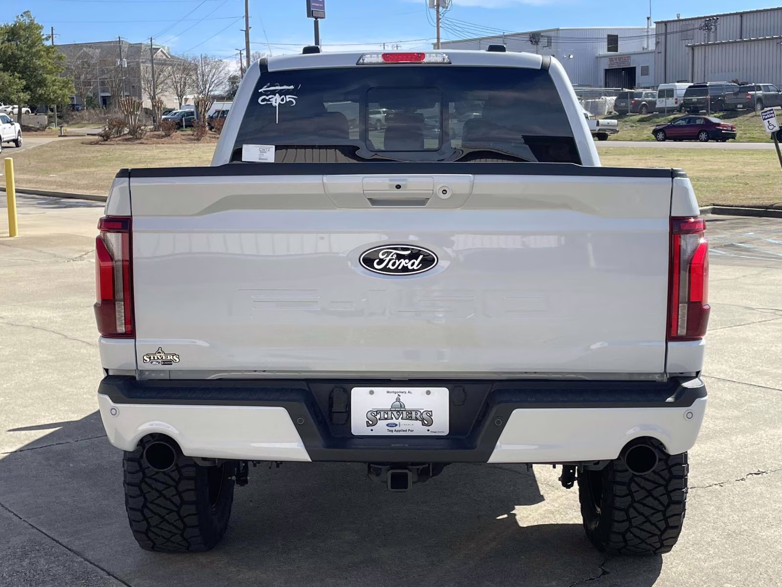 2025 Space White Metallic Ford F-150 Lariat 4X4 Truck