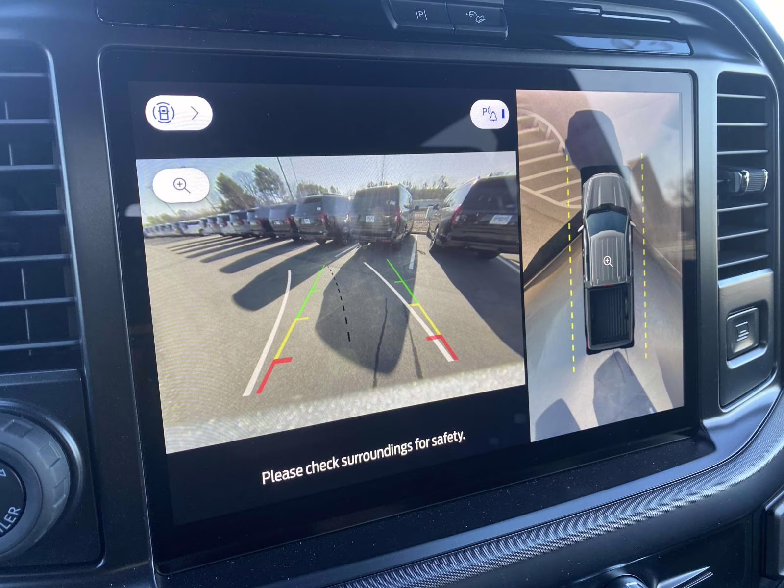 2025 Silver Metallic Ford F-150 Lariat 4X4 Truck