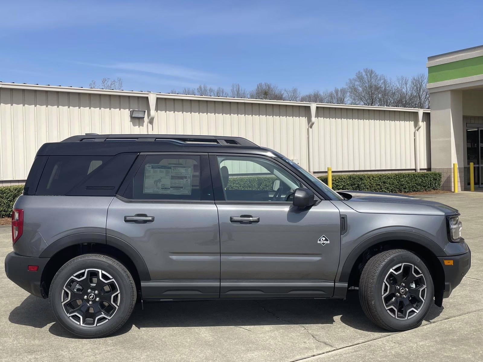 2025 Carbonized Gray Metallic Ford Bronco Sport Outer Banks 4X4 SUV