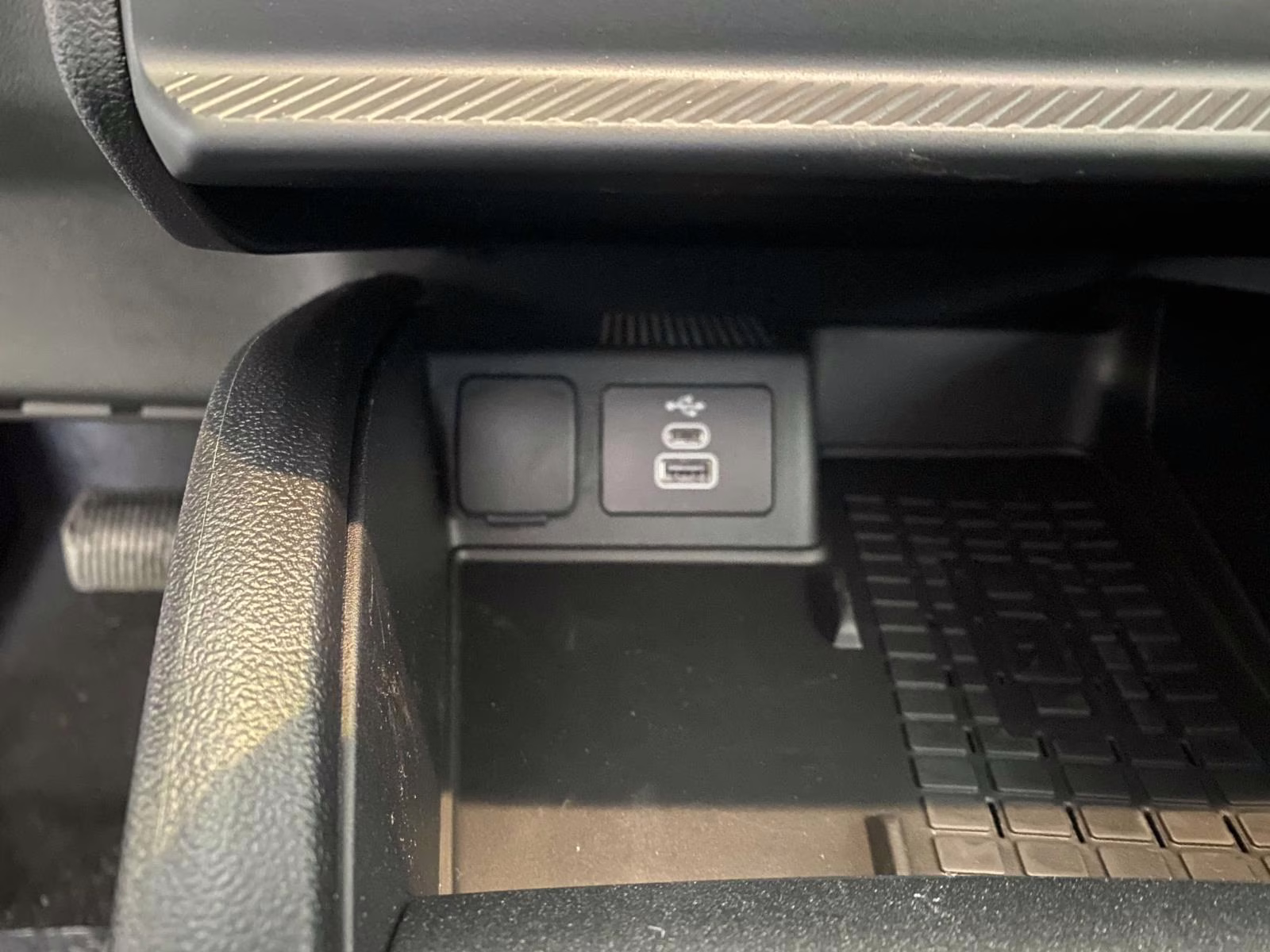 2025 Carbonized Gray Metallic Ford Bronco Sport Outer Banks 4X4 SUV