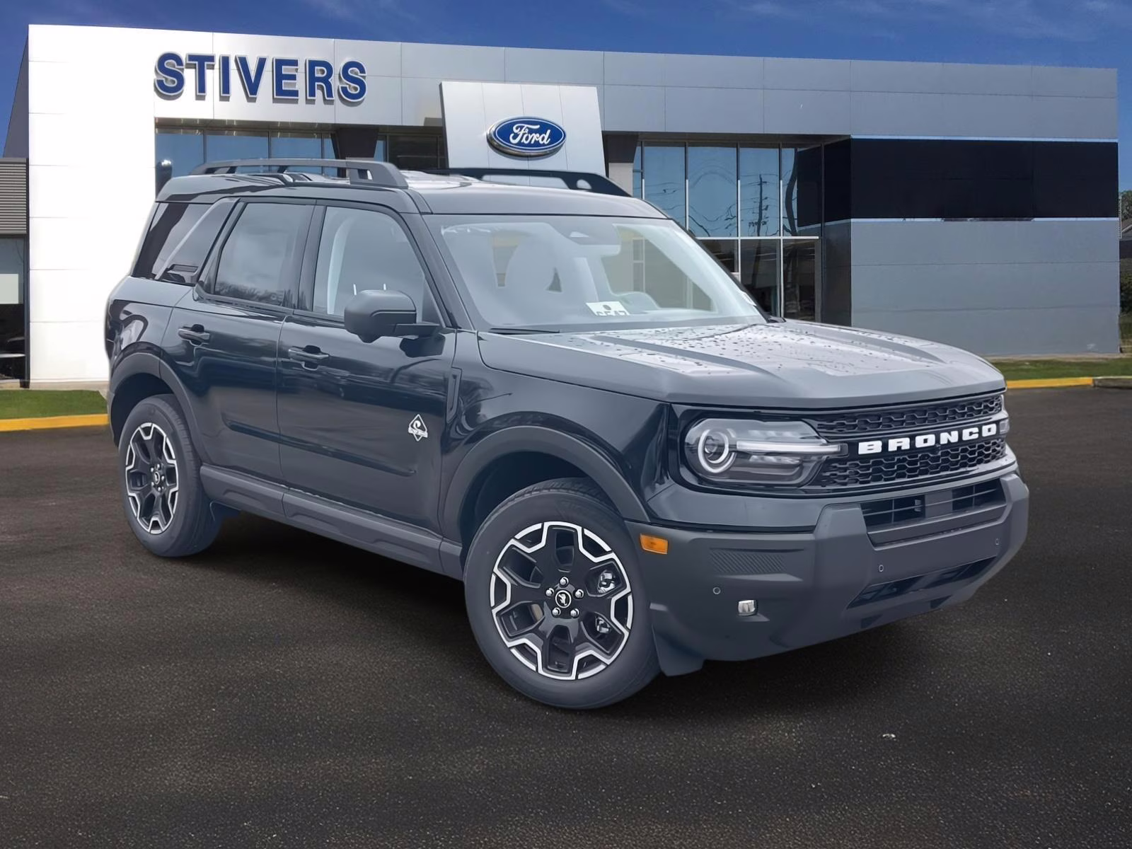 2025 Shadow Black Ford Bronco Sport Outer Banks 4X4 SUV