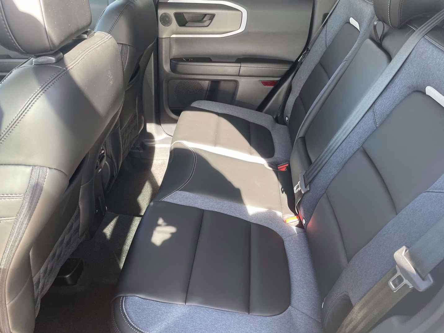 2025 Shadow Black Ford Bronco Sport Outer Banks 4X4 SUV