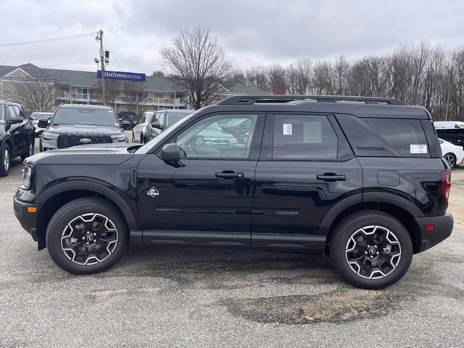 2025 Shadow Black Ford Bronco Sport Outer Banks 4X4 SUV