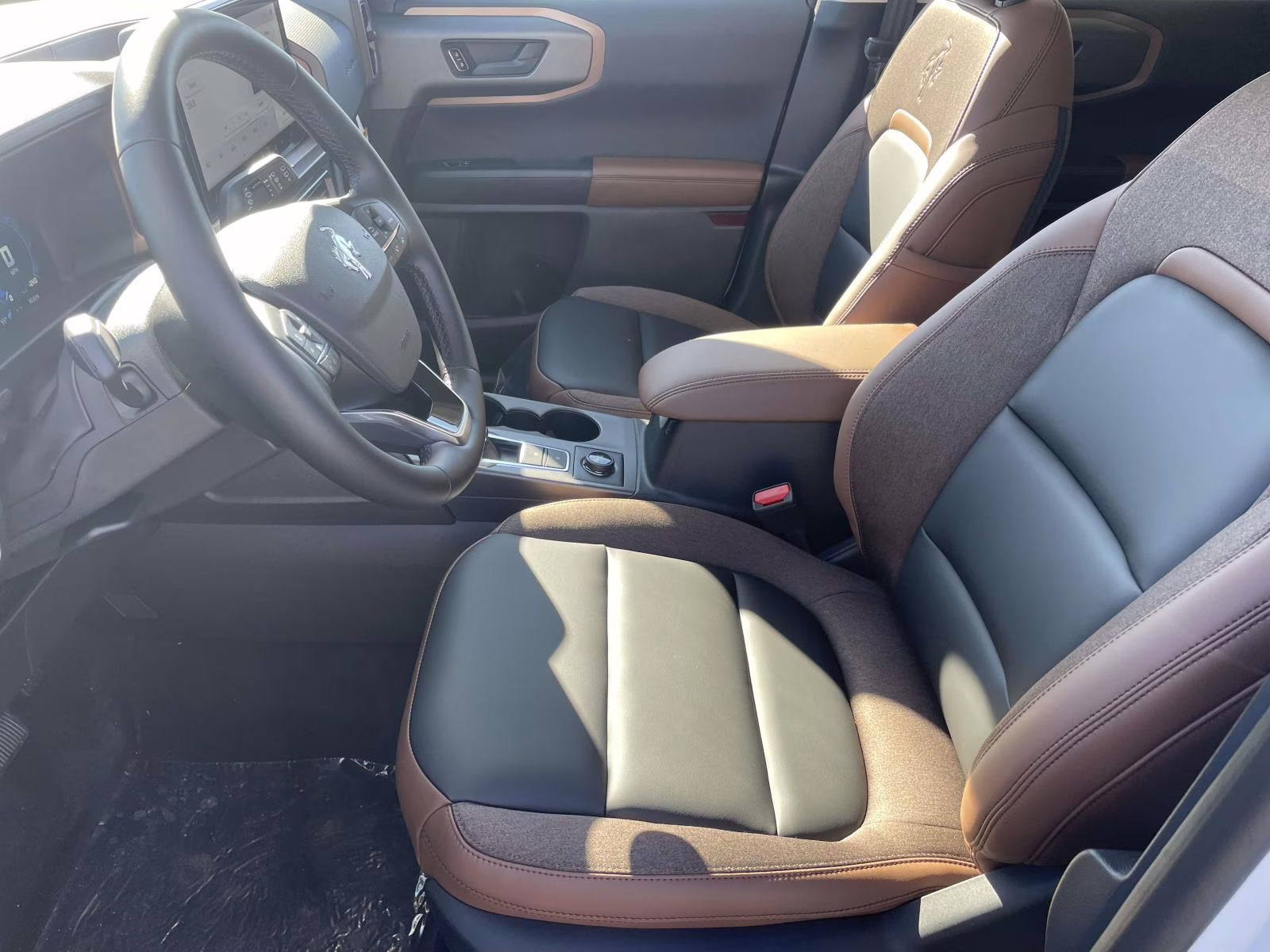 2025 Oxford White Ford Bronco Sport Outer Banks 4X4 SUV