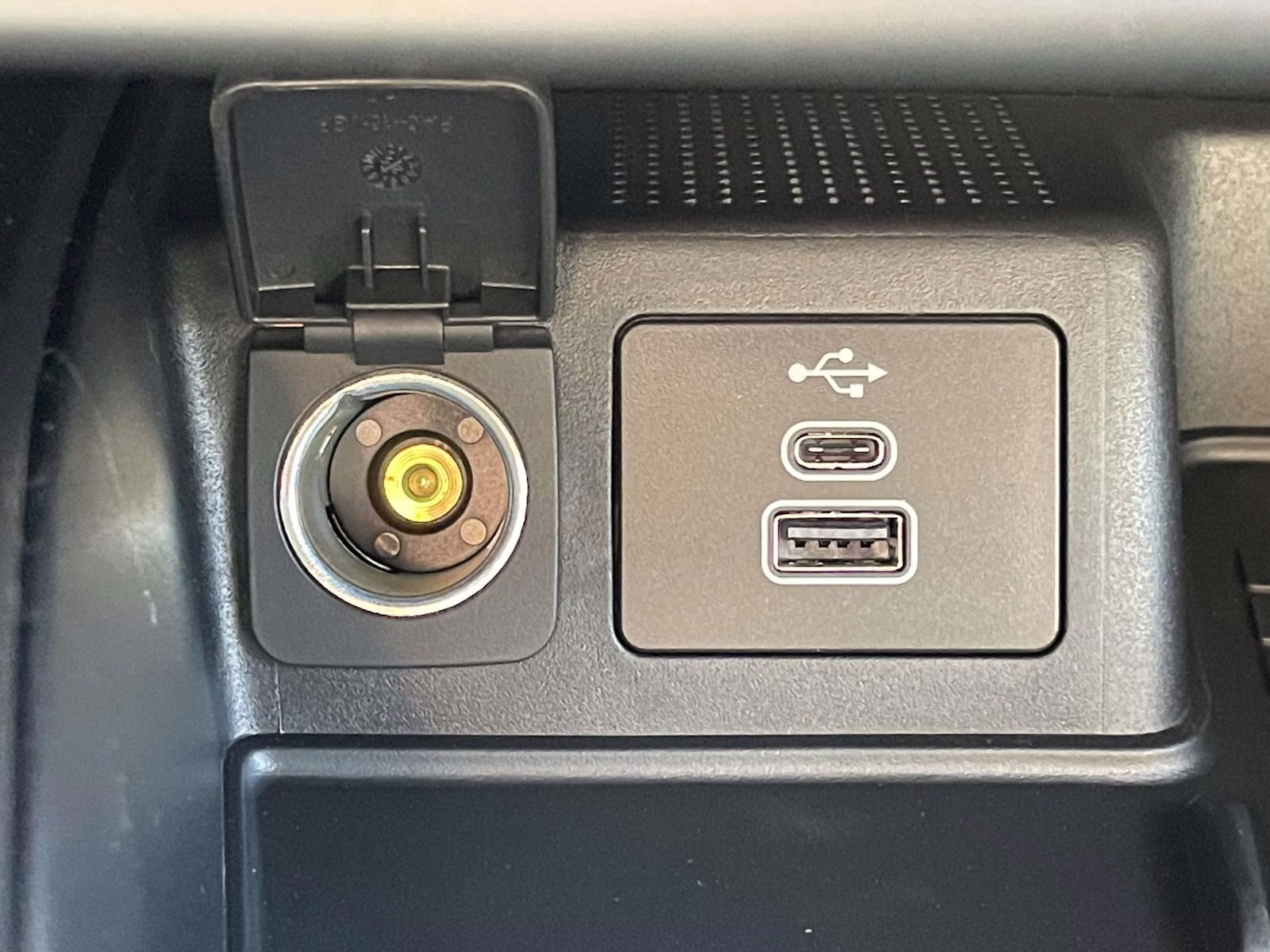 2025 Oxford White Ford Bronco Sport Outer Banks 4X4 SUV