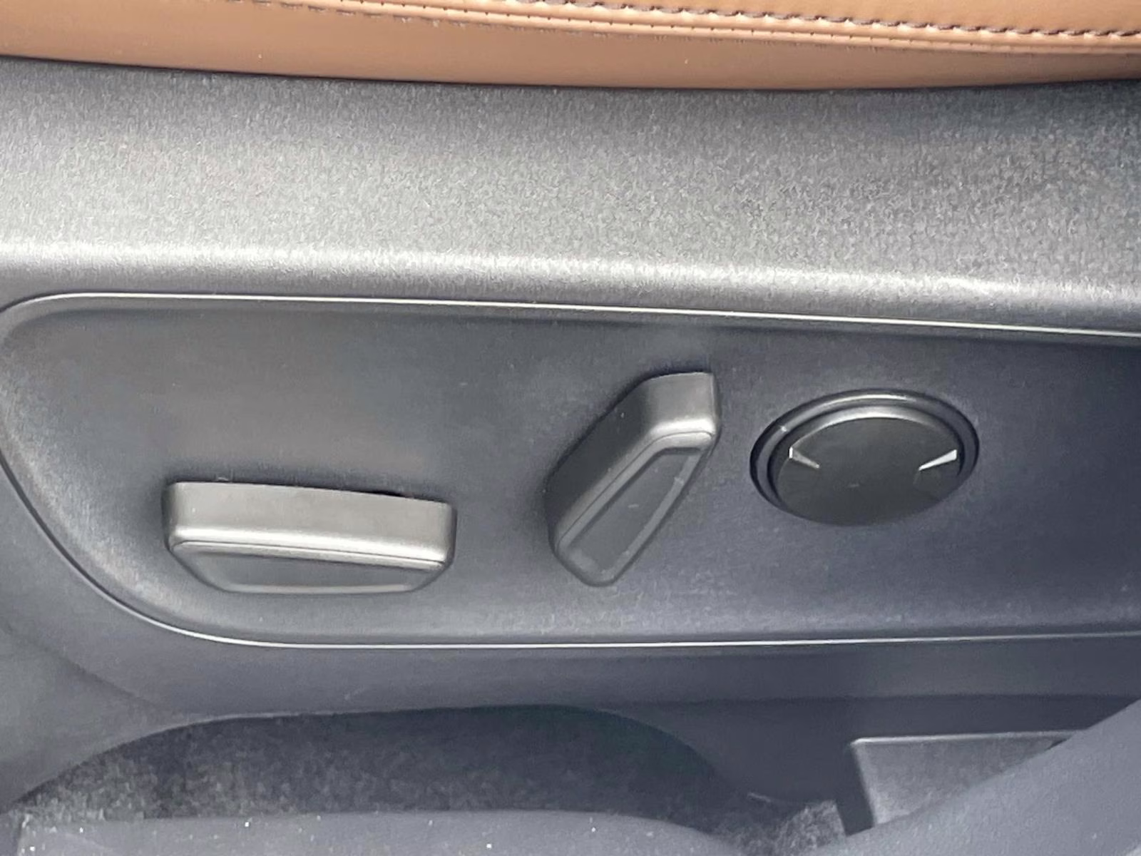 2025 Carbonized Gray Metallic Ford Bronco Sport Outer Banks 4X4 SUV