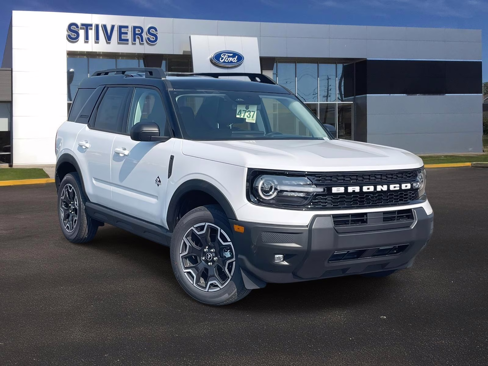 2025 Oxford White Ford Bronco Sport Outer Banks 4X4 SUV