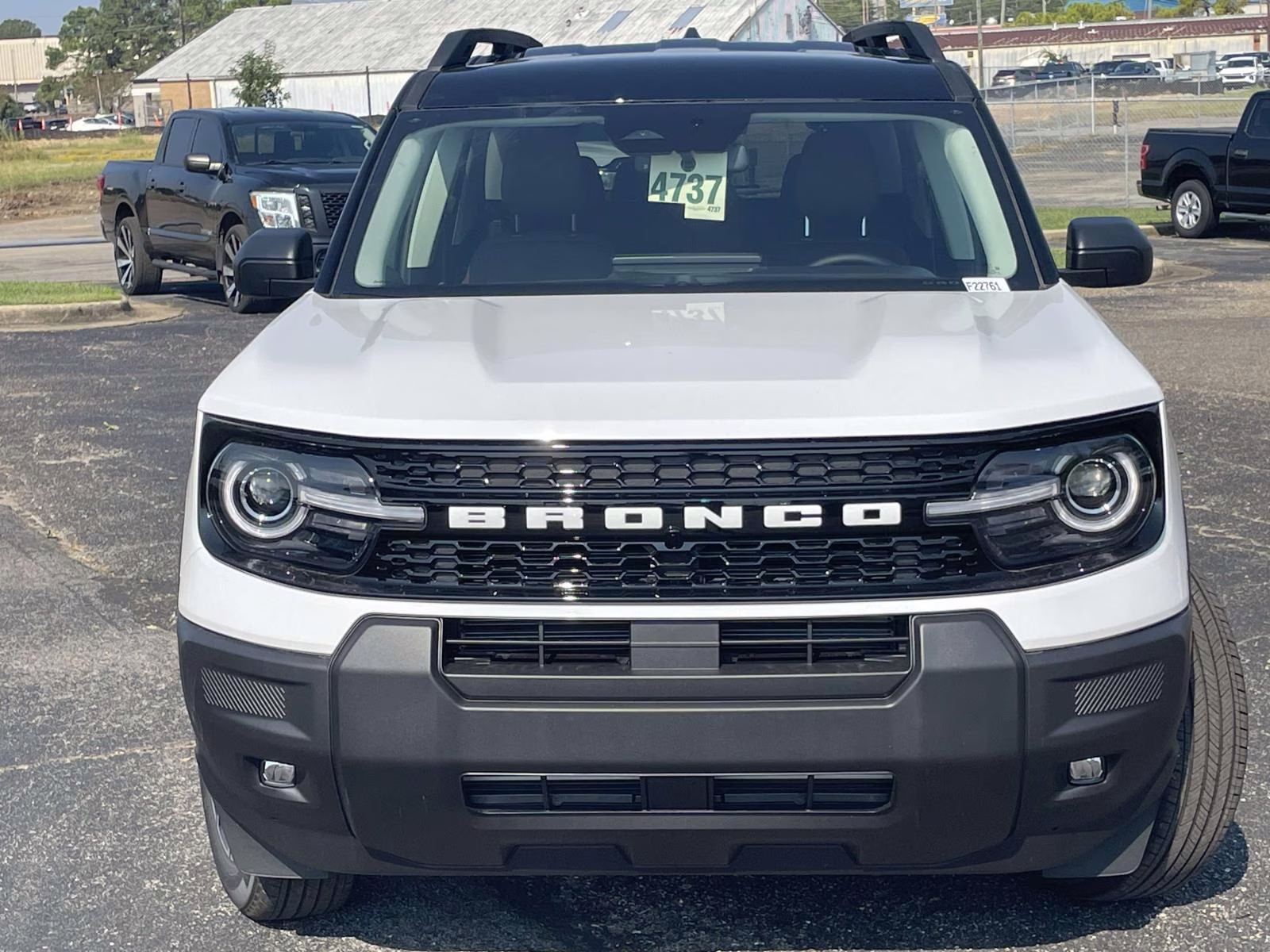 2025 Oxford White Ford Bronco Sport Outer Banks 4X4 SUV