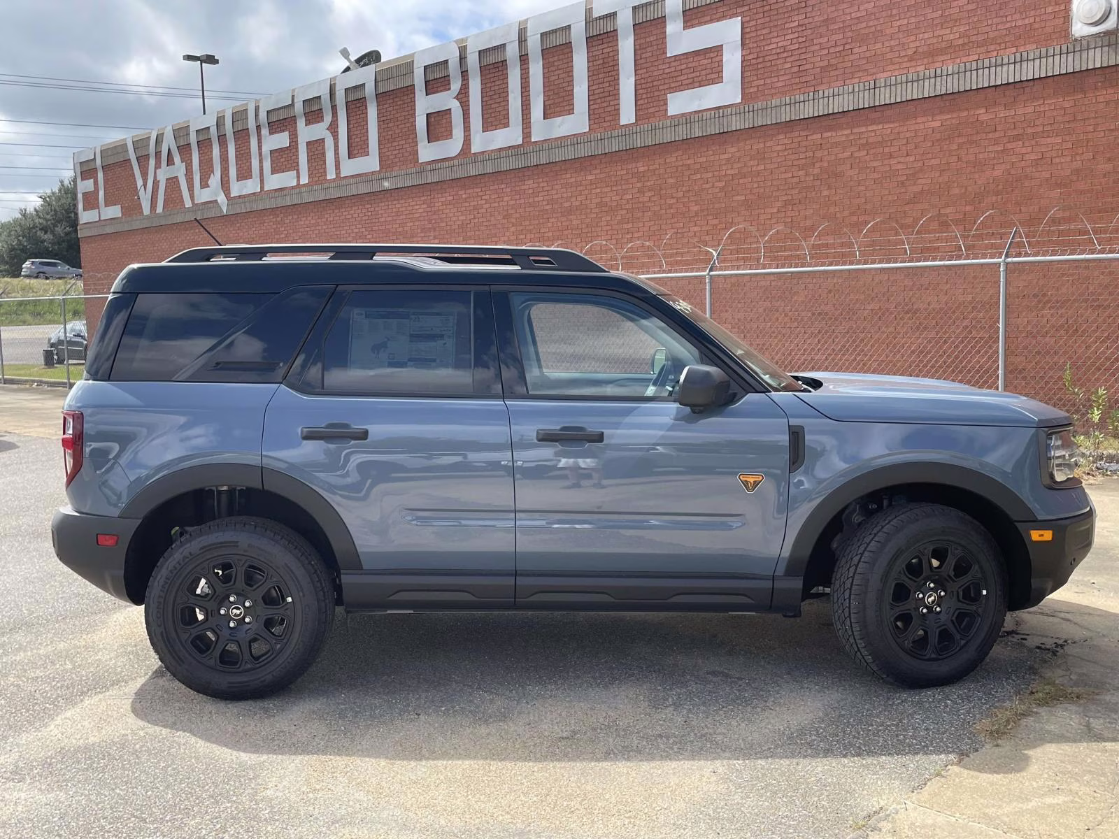 2025 Azure Gray Metallic Tri-Coat Ford Bronco Sport Badlands 4X4 SUV