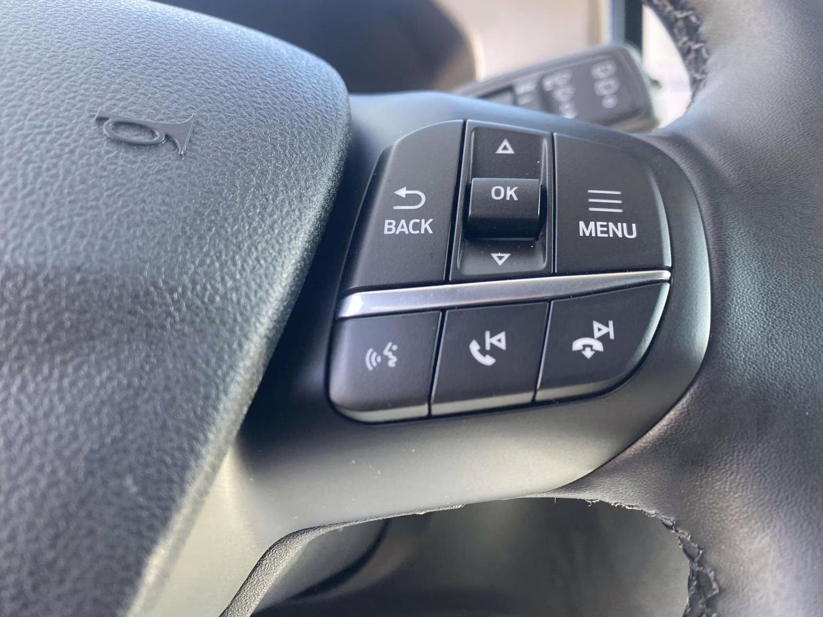 2025 Oxford White Ford Bronco Sport Badlands 4X4 SUV