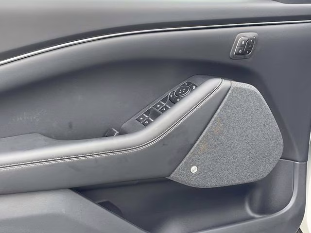 2025 White Metallic Ford Mustang Mach-E Premium RWD SUV