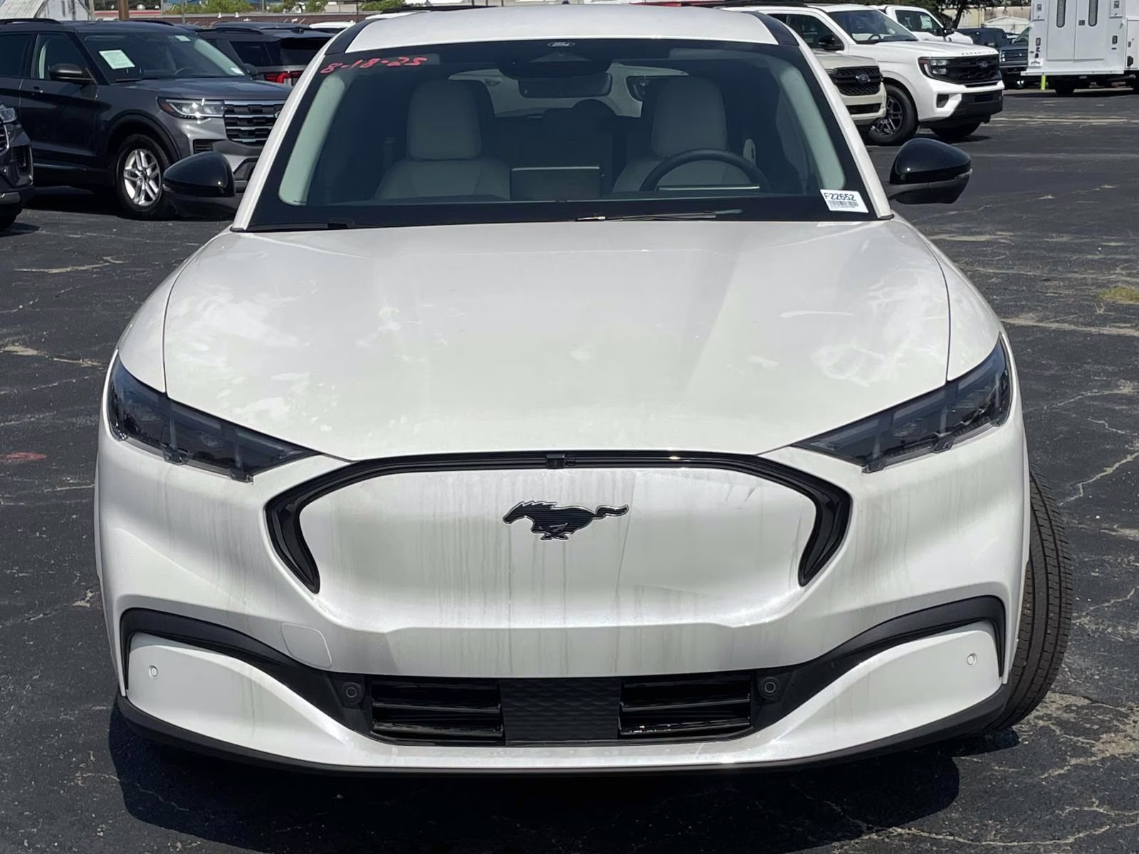 2025 Star White Metallic Tri-Coat Ford Mustang Mach-E Premium RWD SUV