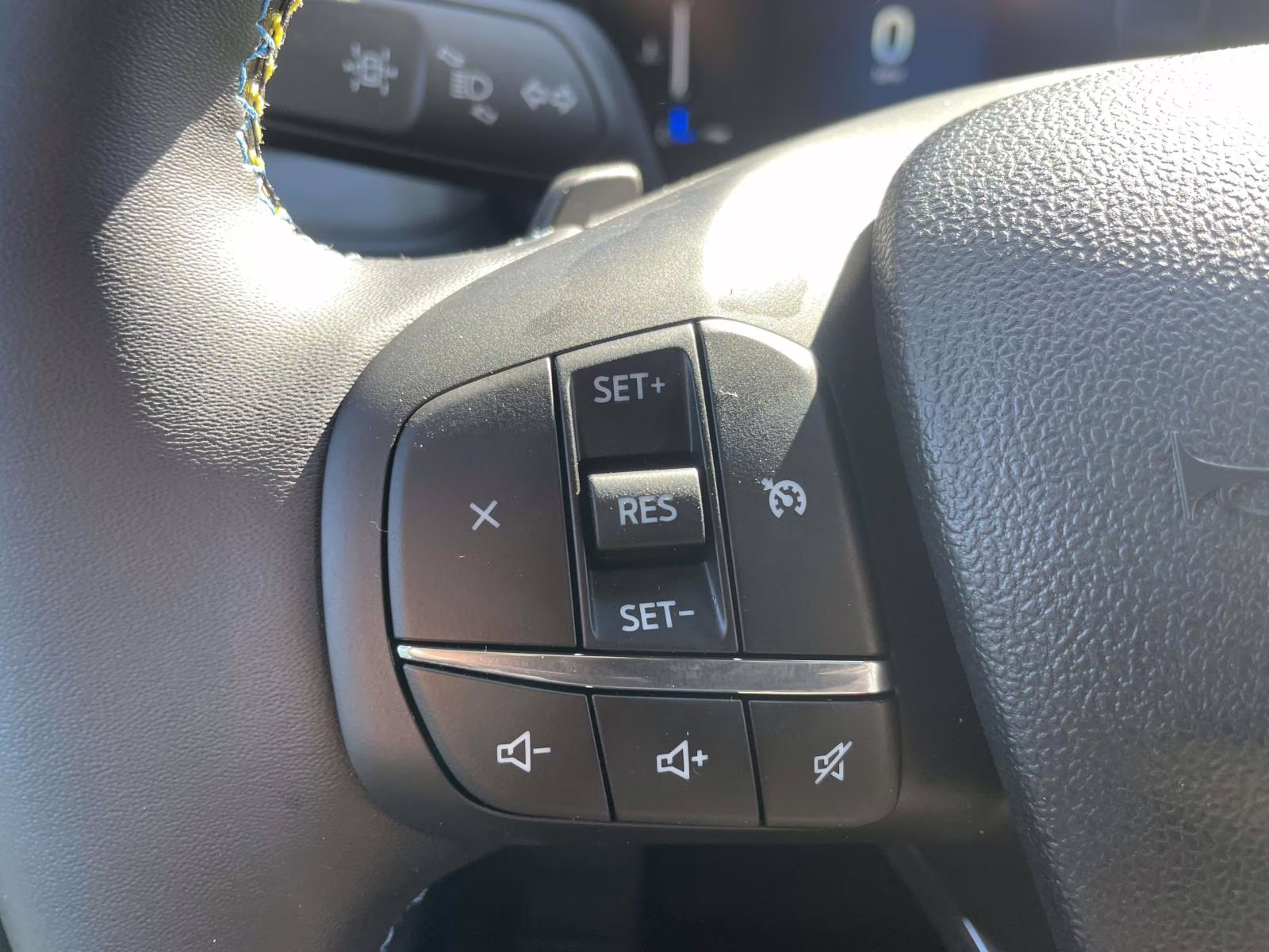 2026 Carbonized Gray Metallic Ford Maverick Lobo Standard AWD Truck