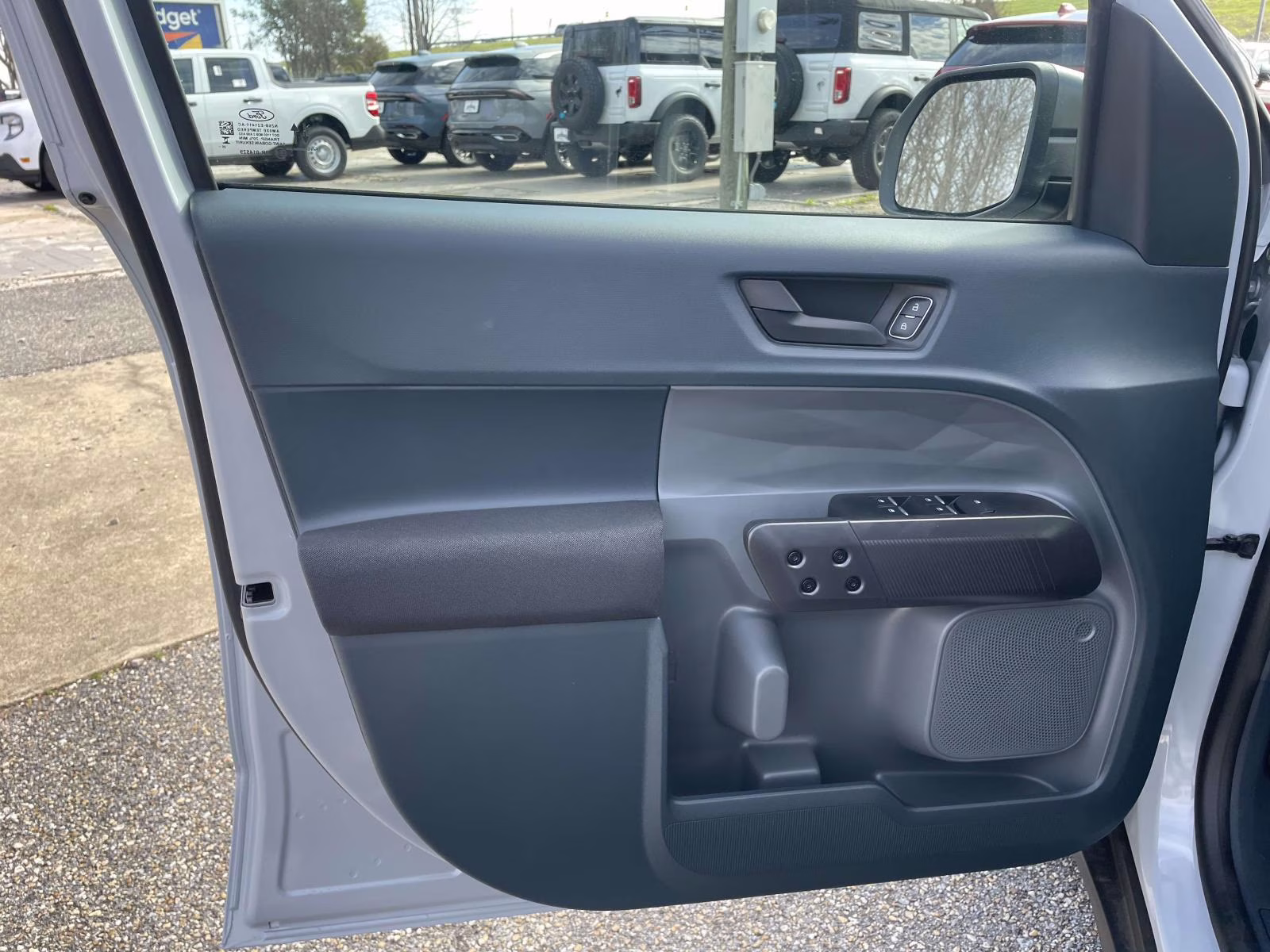 2026 Space White Metallic Ford Maverick XL FWD Truck