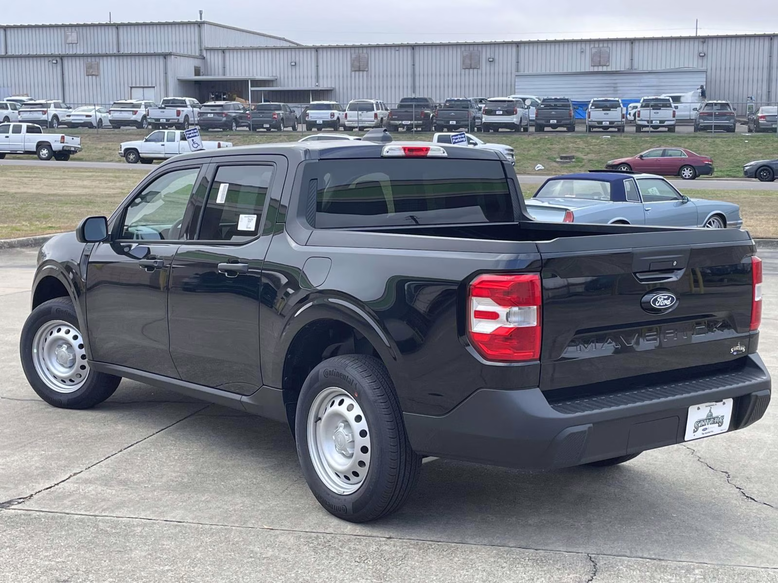 2026 Shadow Black Ford Maverick XL FWD Truck