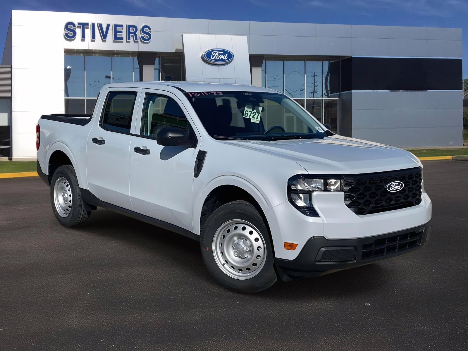 2026 Space White Metallic Ford Maverick XL FWD Truck