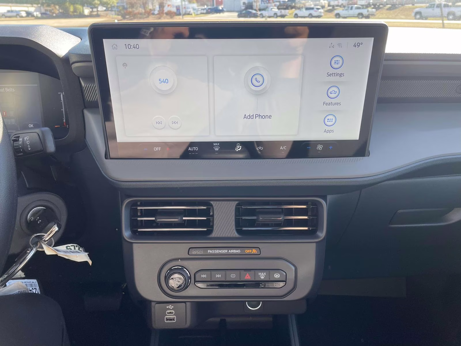 2026 Space White Metallic Ford Maverick XL FWD Truck