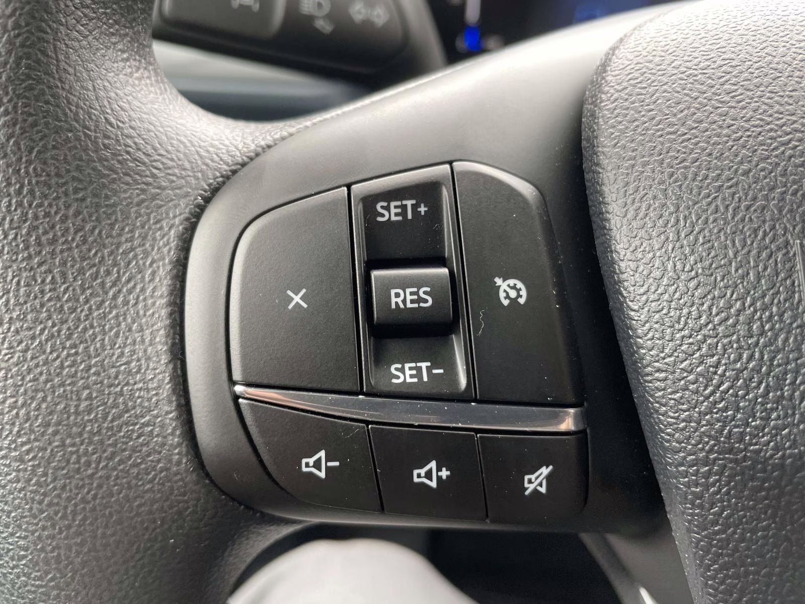 2026 Space White Metallic Ford Maverick XL AWD Truck