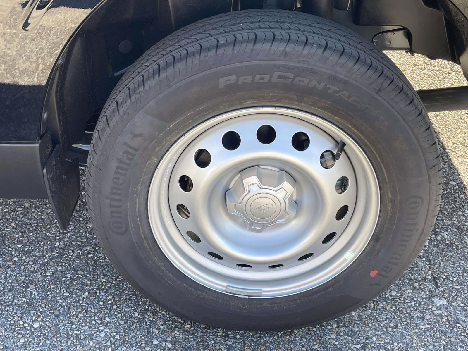 2025 Shadow Black Ford Maverick XL AWD Truck