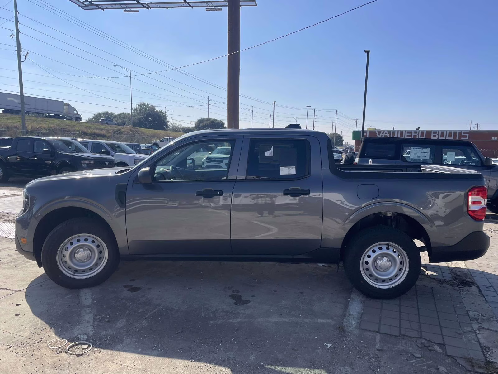 2025 Gray Metallic Ford Maverick XL AWD Truck