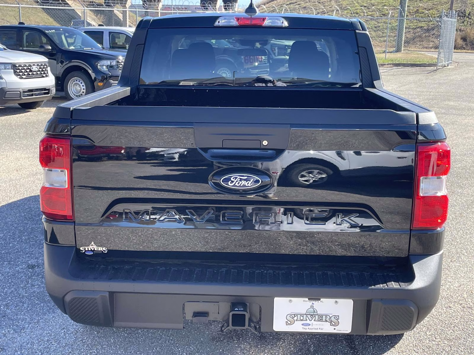 2026 Shadow Black Ford Maverick XLT FWD Truck