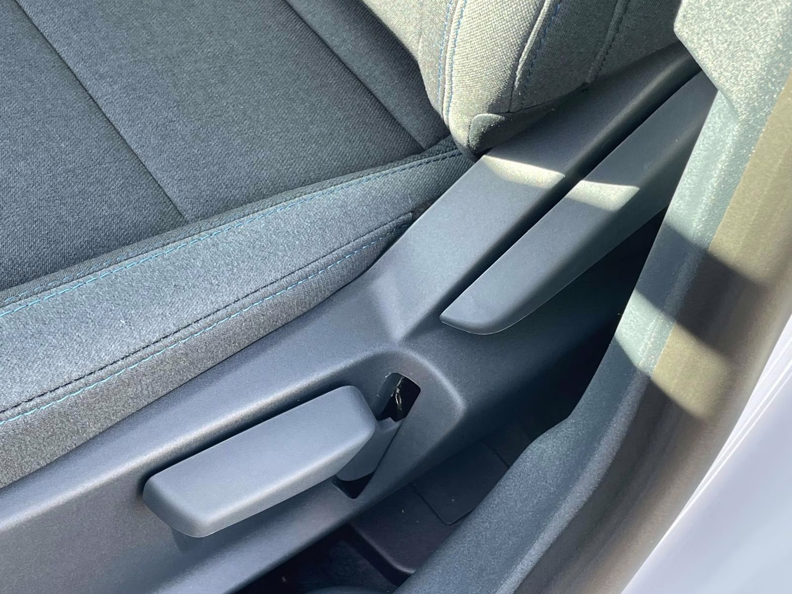 2026 Space White Metallic Ford Maverick XLT AWD Truck