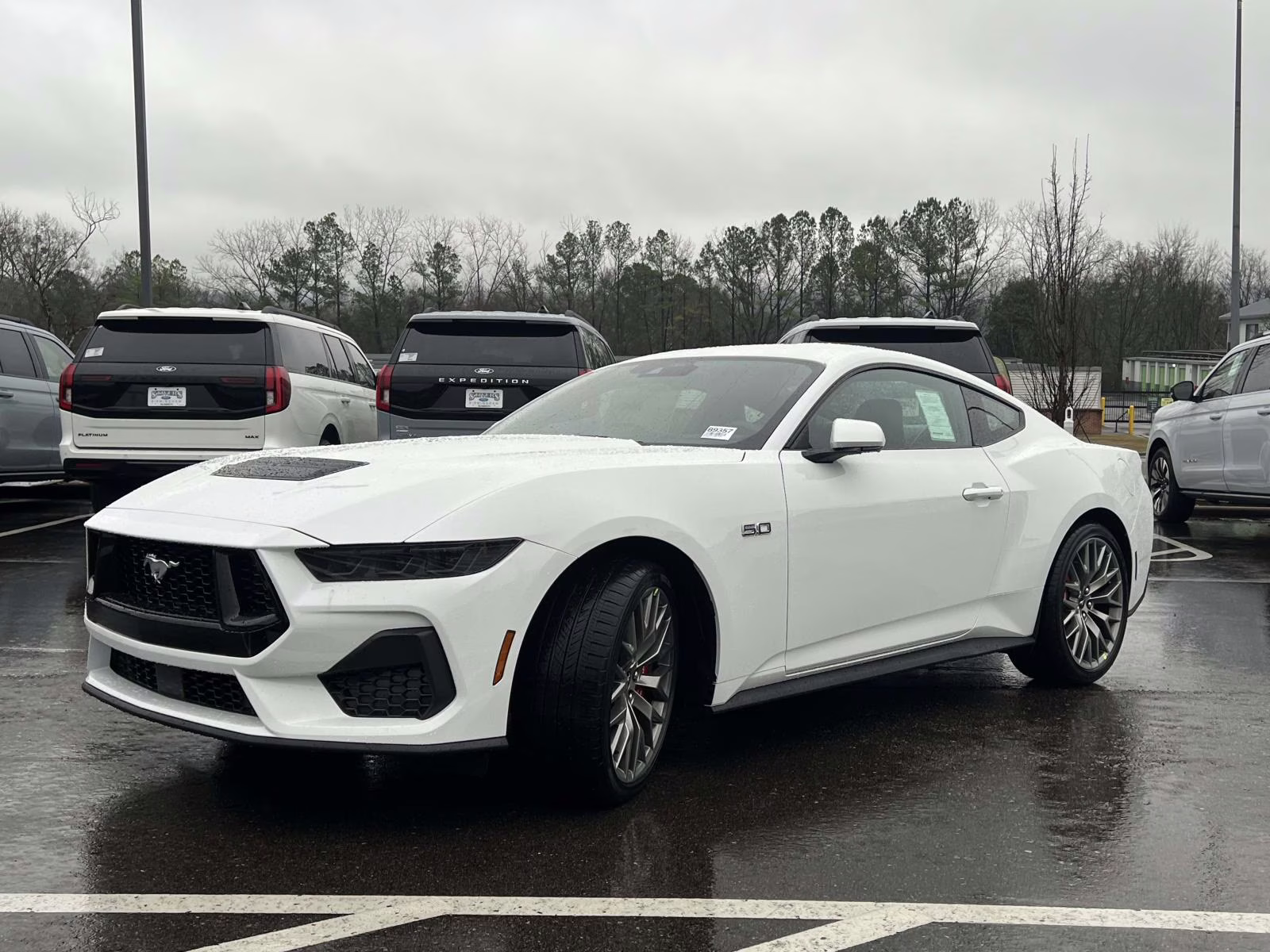 2026 Oxford White Ford Mustang GT Premium RWD Coupe