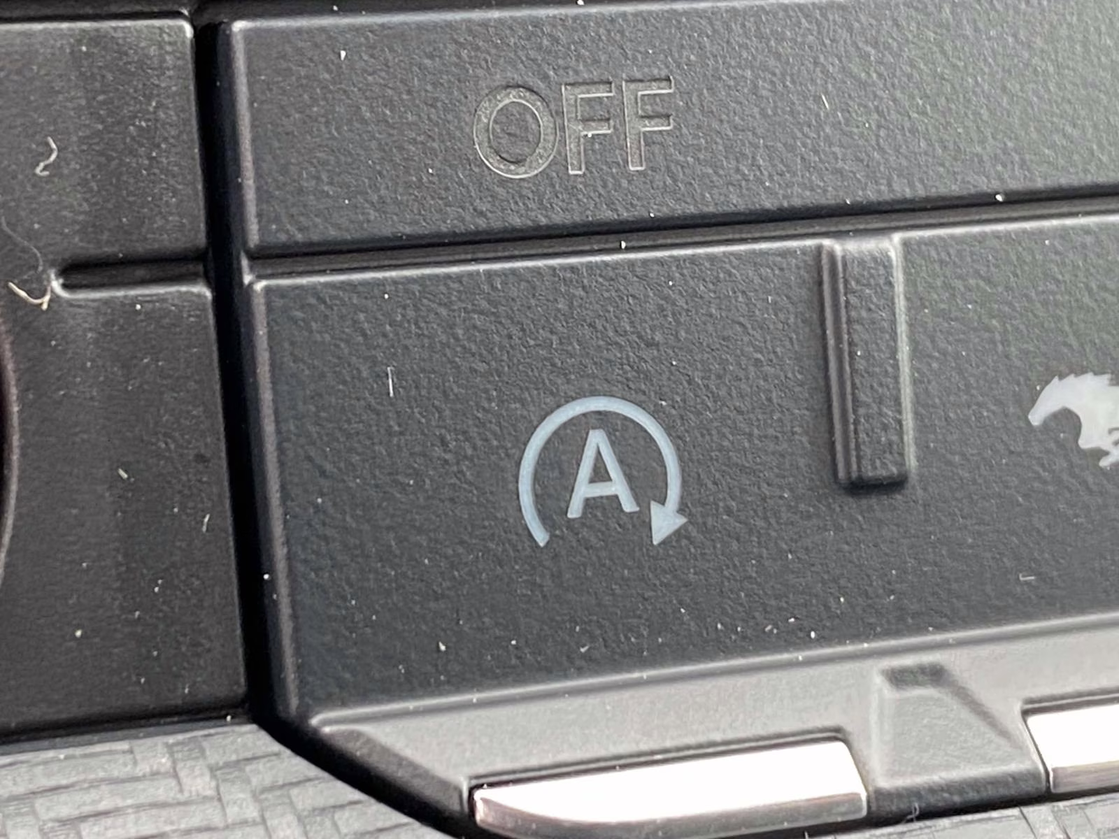 2026 Oxford White Ford Mustang GT RWD Coupe