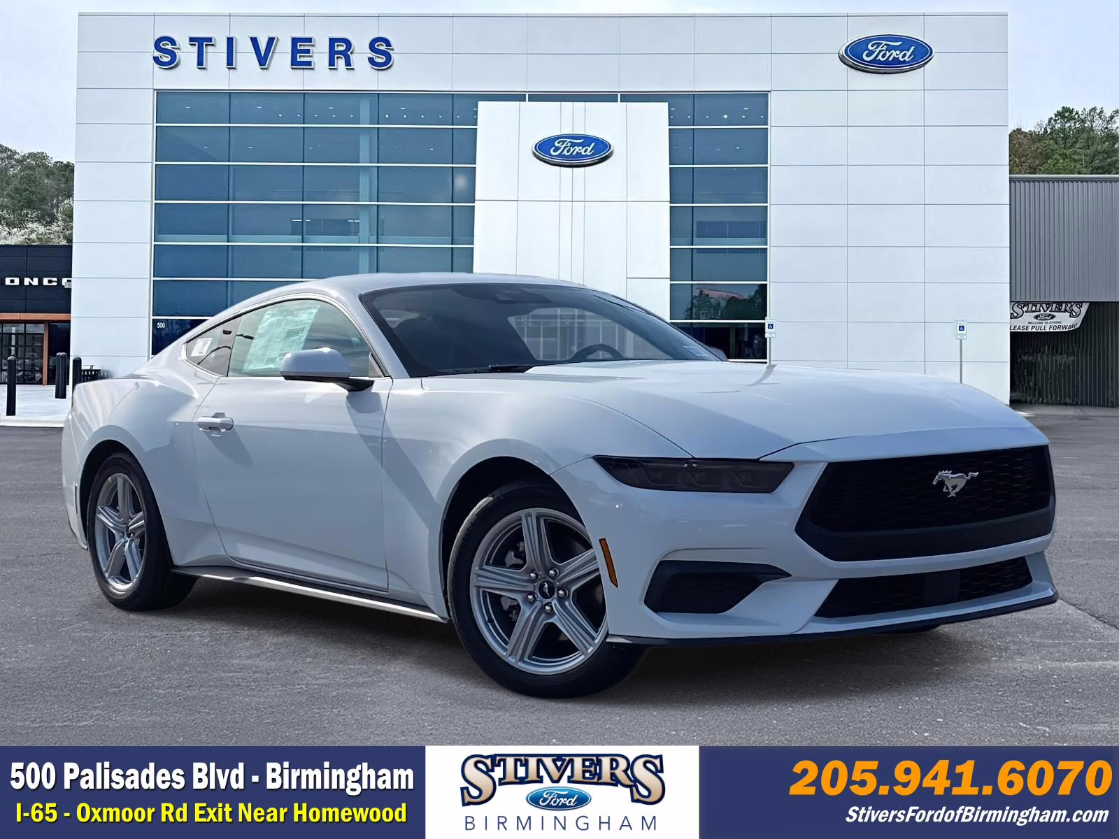2026 Oxford White Ford Mustang EcoBoost RWD Coupe